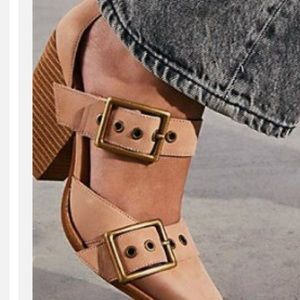 Free People Jeffrey Campbell Hendrix Heels 8 new